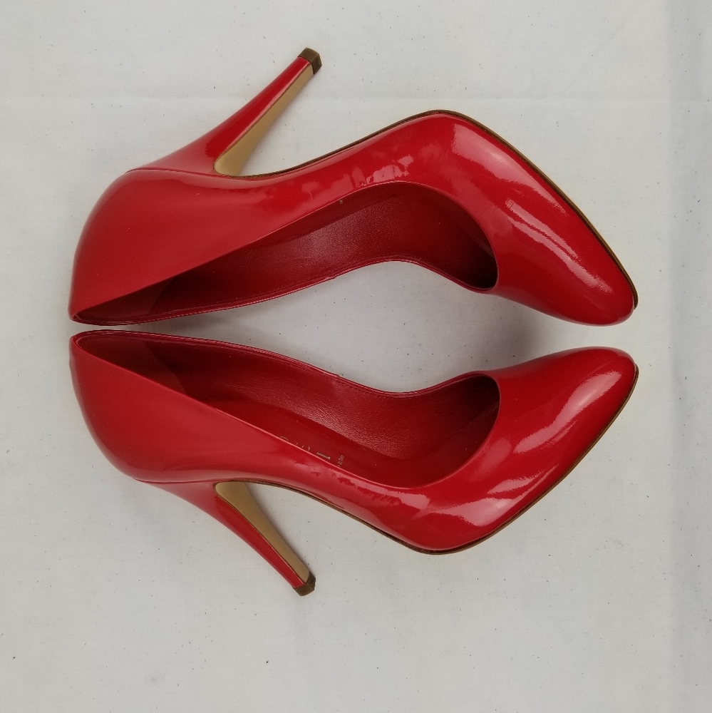 Casadei Red Patent Leather Pumps  Heels size 37 M - Picture 4 of 8